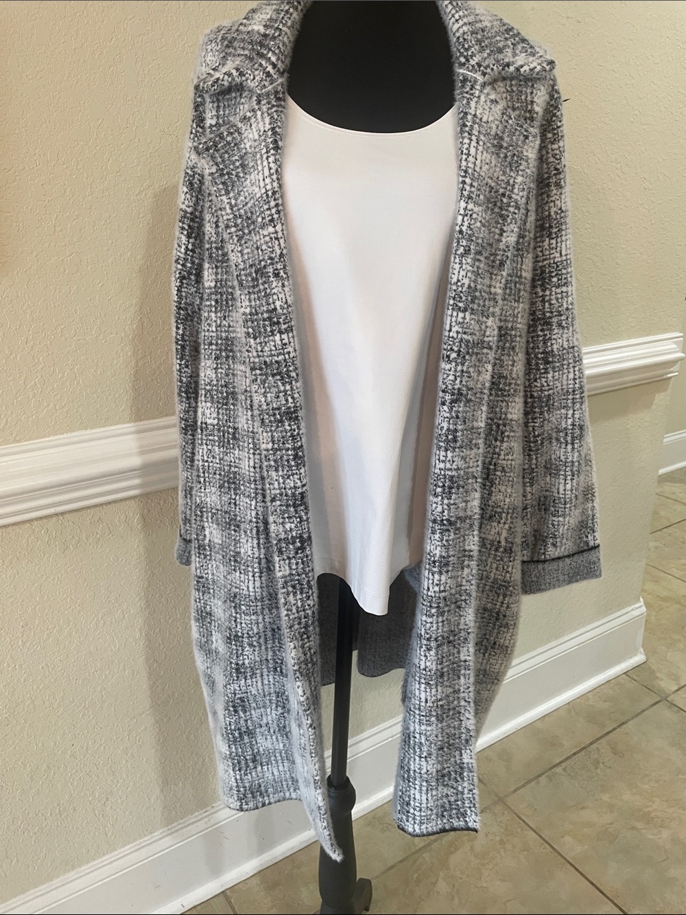 Liverpool Black Gray & White Open-Front Long Cardigan